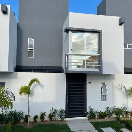 Casa Comoda Con Piscina Naranjo Exteriör bild